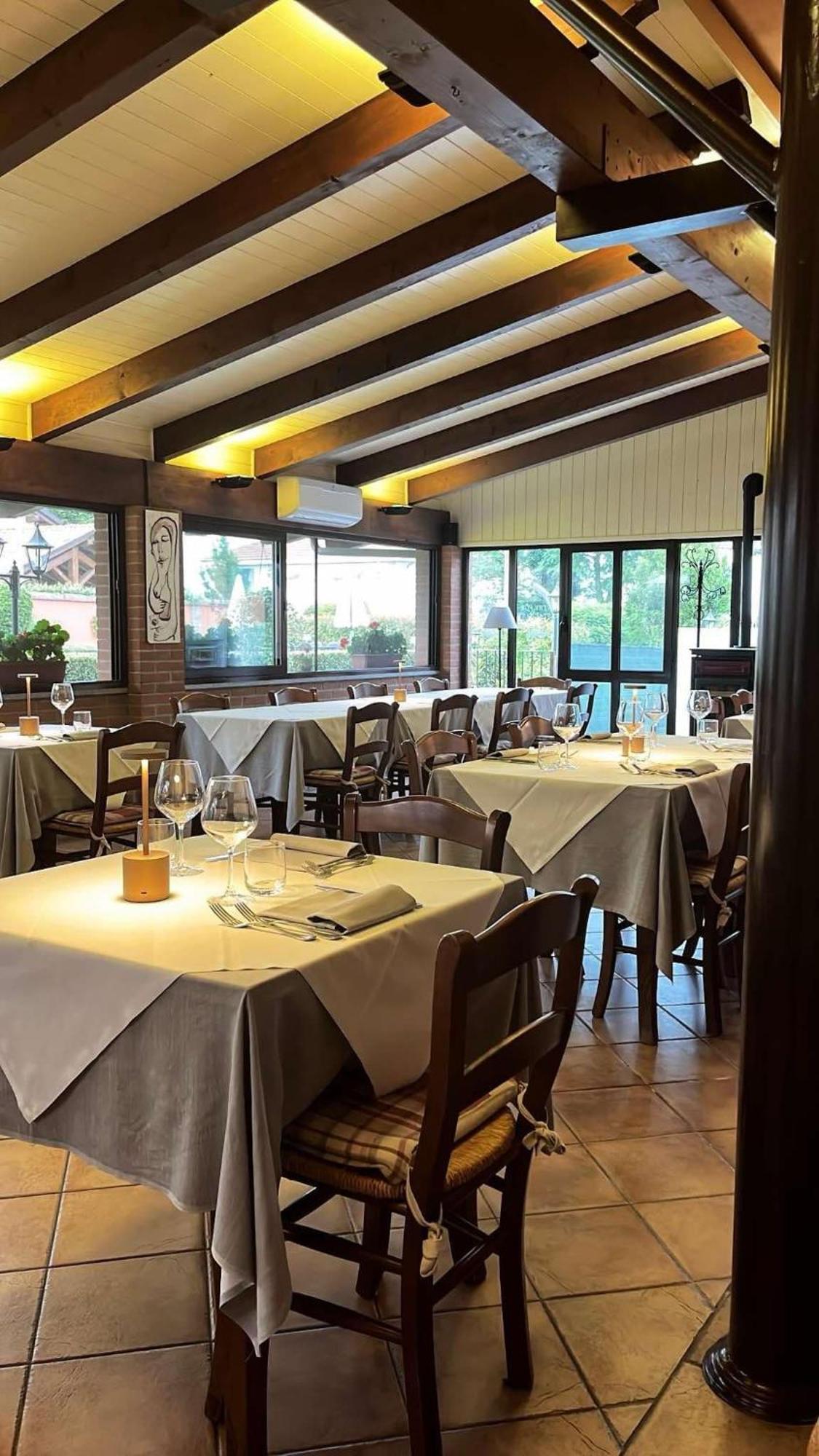 اجليانو تيرمي Locanda Osteria La Milonga المظهر الخارجي الصورة
